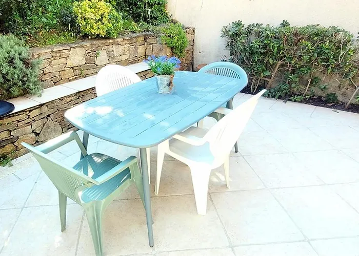 Island Of Calm With Sea View * Saint-Tropez